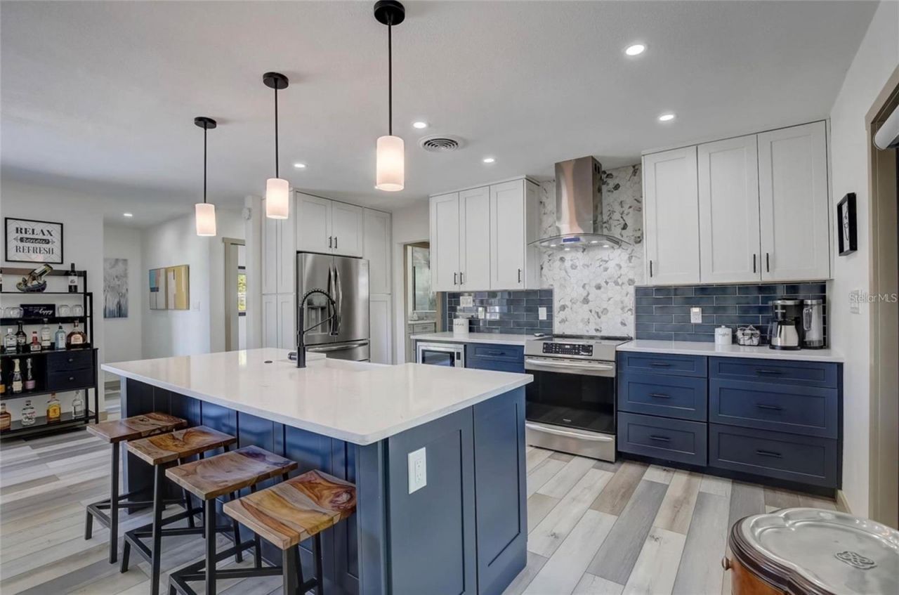 5428 7th Avenue N, Saint Petersburg, FL 33710 Photo