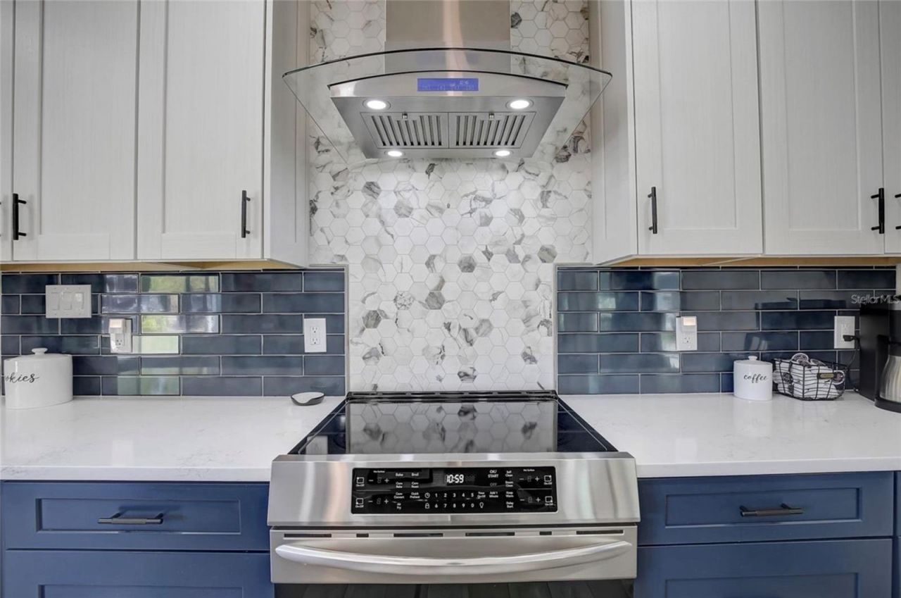 5428 7th Avenue N, Saint Petersburg, FL 33710 Photo