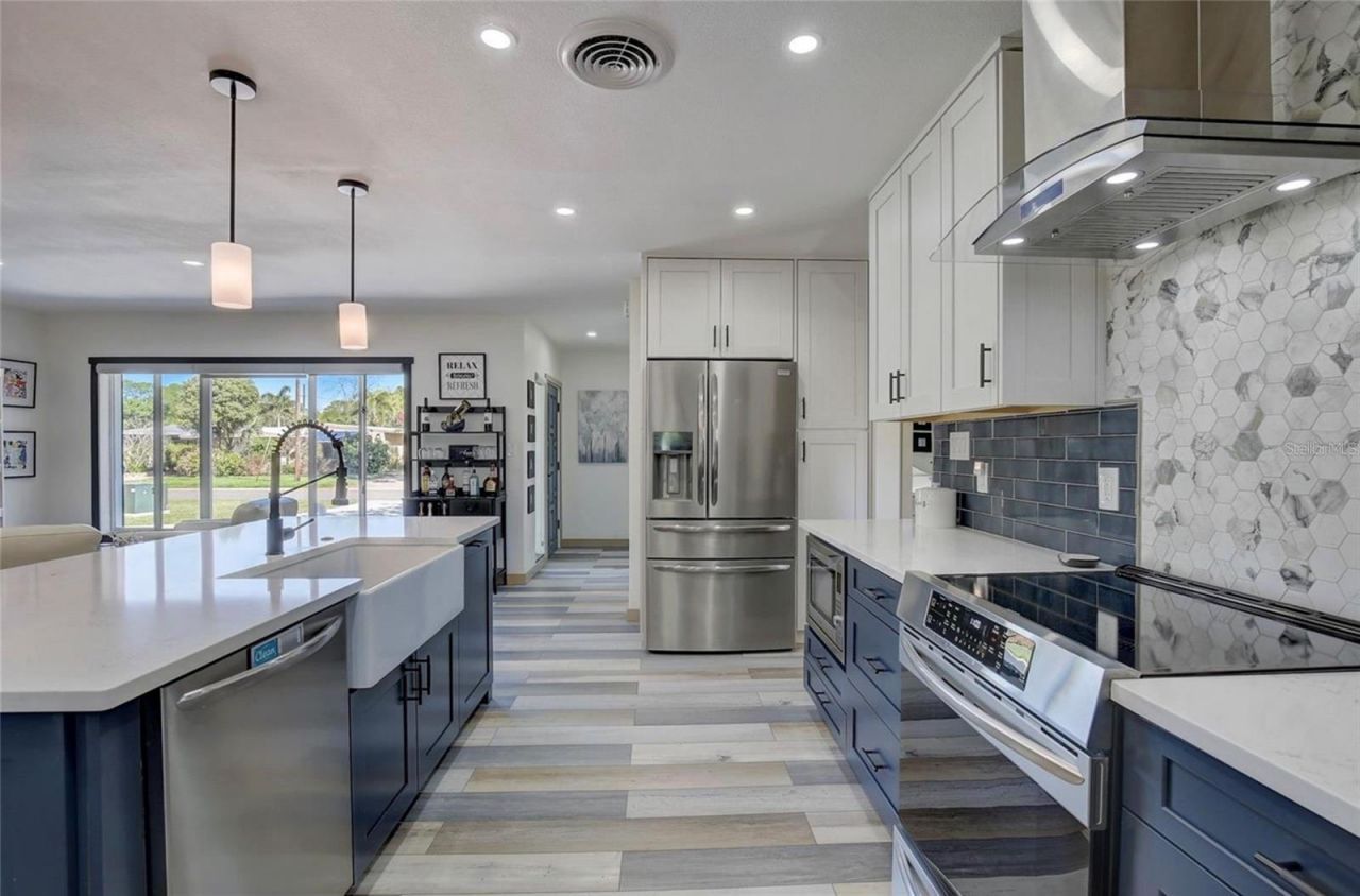 5428 7th Avenue N, Saint Petersburg, FL 33710 Photo