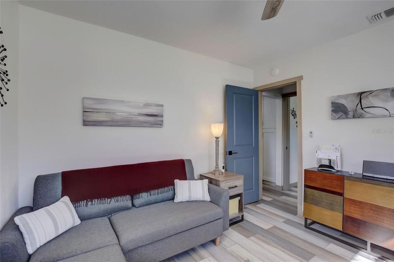 5428 7th Avenue N, Saint Petersburg, FL 33710 Photo