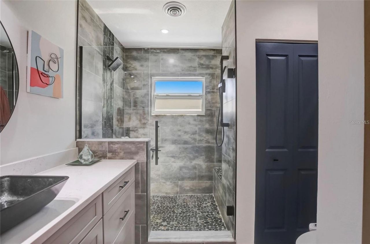 5428 7th Avenue N, Saint Petersburg, FL 33710 Photo