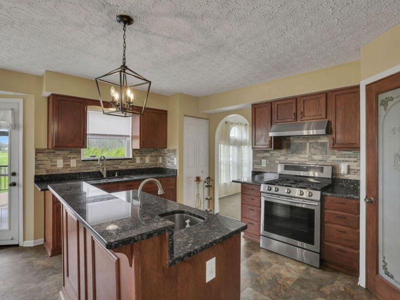 2515 Lackey Meadows Drive, Delaware, OH 43015 Photo 10