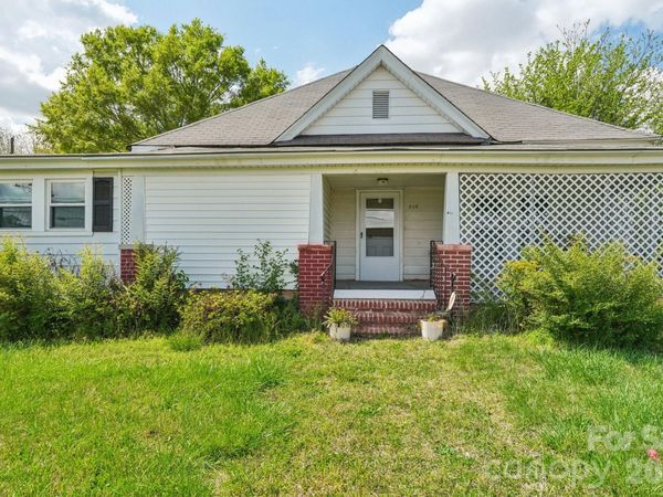 210 Griffith Road , Monroe, NC 28112