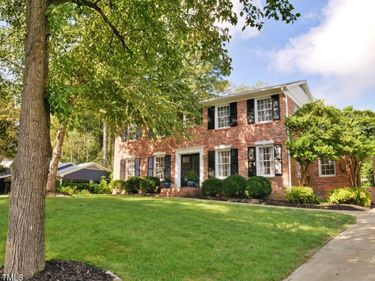 5017 Sandlewood Drive, Raleigh, NC 27609