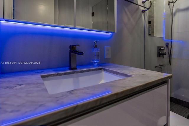 400 SE Kings Point Dr, Unit 822-23, Sunny Isles Beach, FL 33160 Photo