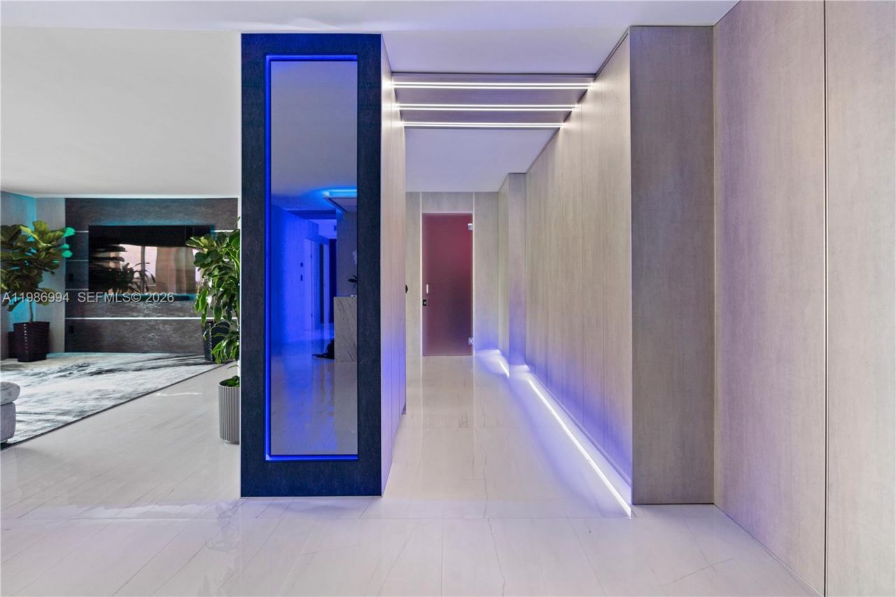 400 SE Kings Point Dr, Unit 822-23, Sunny Isles Beach, FL 33160 Photo