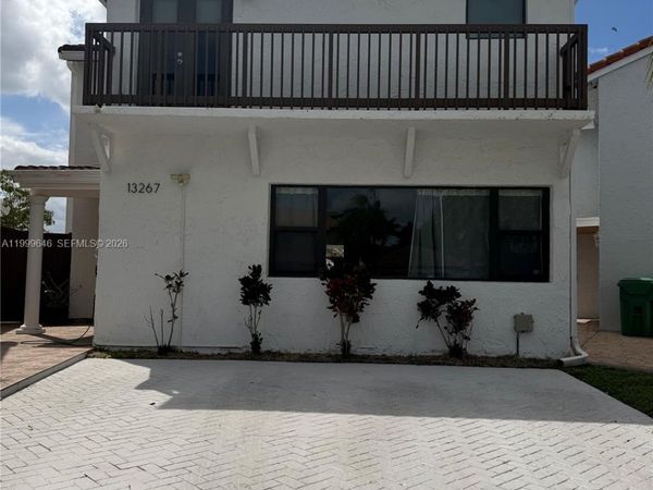 13267 SW 9th Ln , Miami, FL 33184