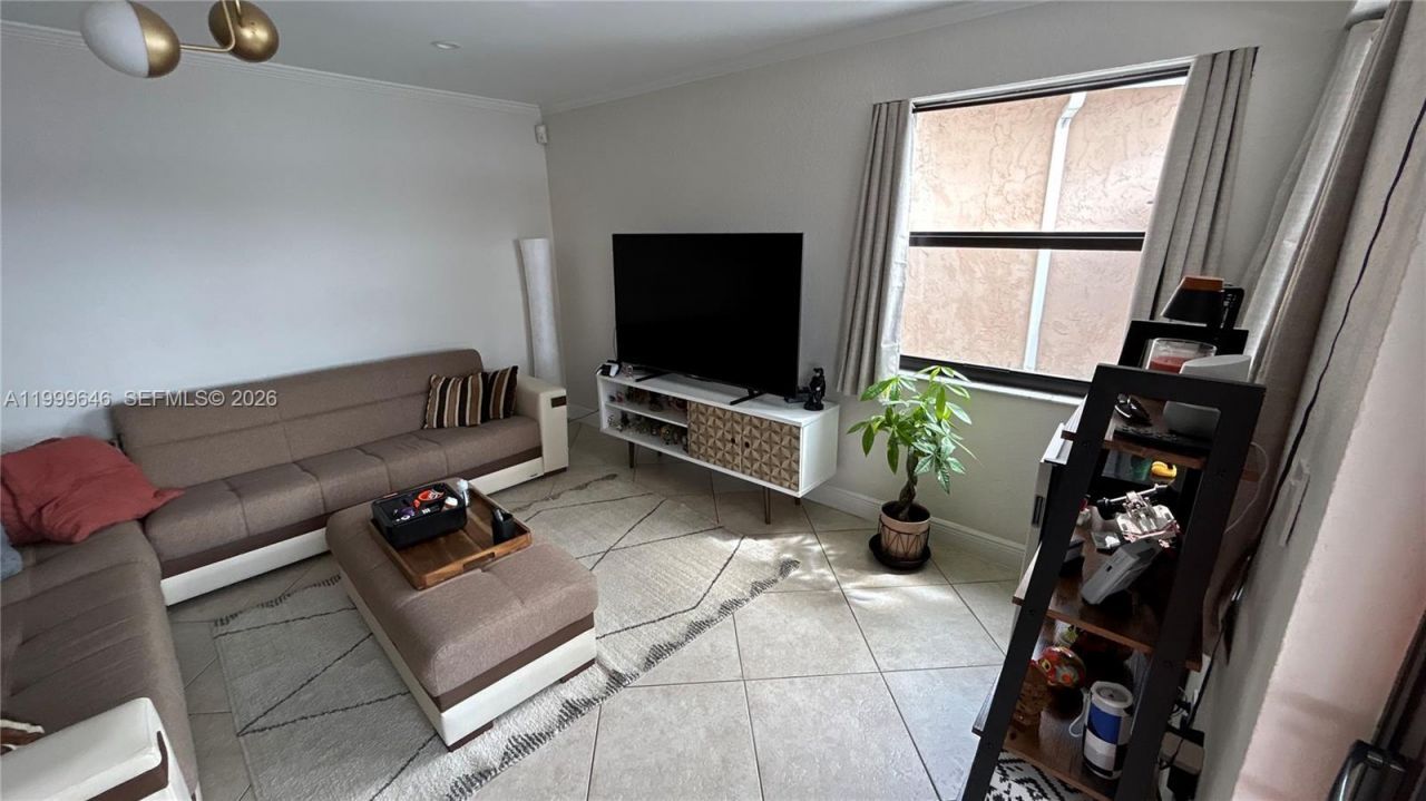 13267 SW 9th Ln, Miami, FL 33184 Photo