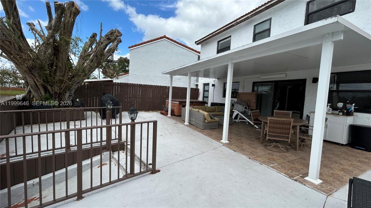 13267 SW 9th Ln, Miami, FL 33184 Photo