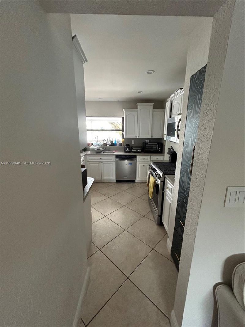 13267 SW 9th Ln, Miami, FL 33184 Photo