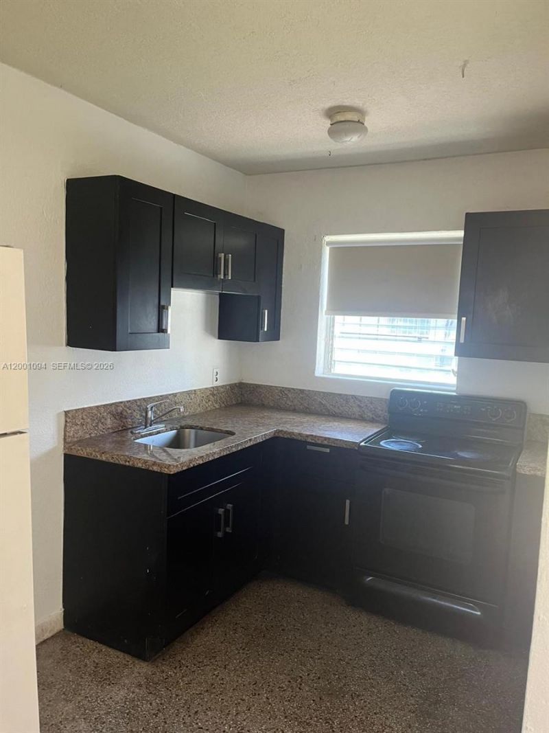 3180 NW 19th Ave, Miami, FL 33142 Photo