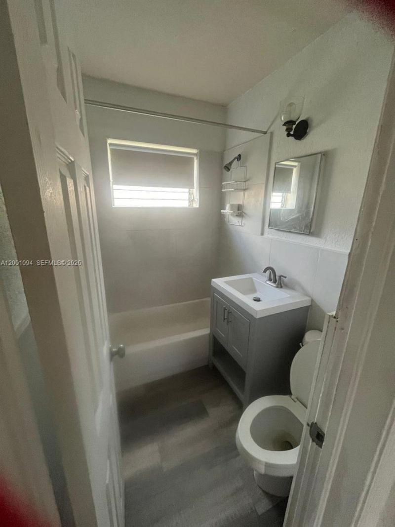 3180 NW 19th Ave, Miami, FL 33142 Photo