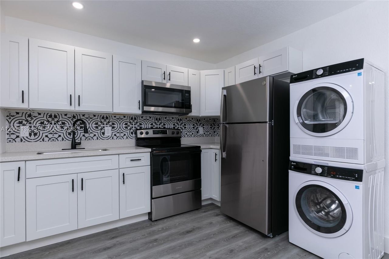 6125 SW 40th Ct, Unit 4, Miramar, FL 33023 Photo