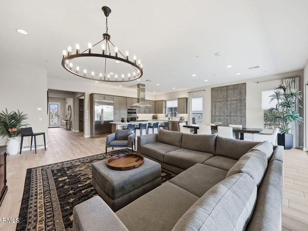 13371 W MONTANSORO Lane, Peoria, AZ 85383
