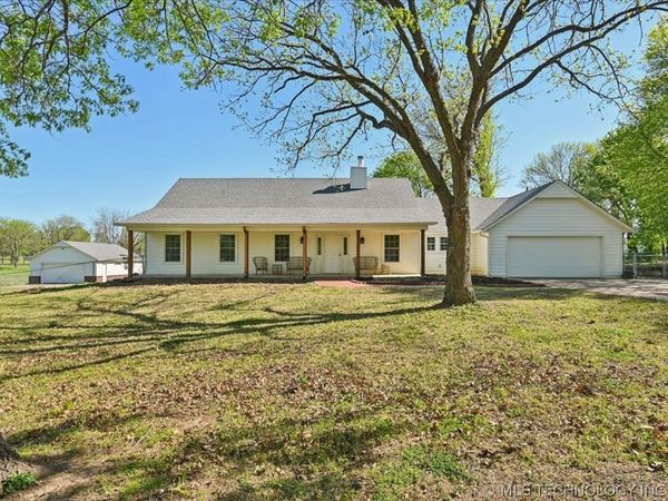 8302 E Browning Avenue, Claremore, OK 74019