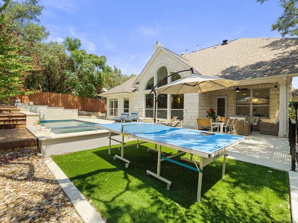 2809 Rio Mesa DR, Austin, TX 78732