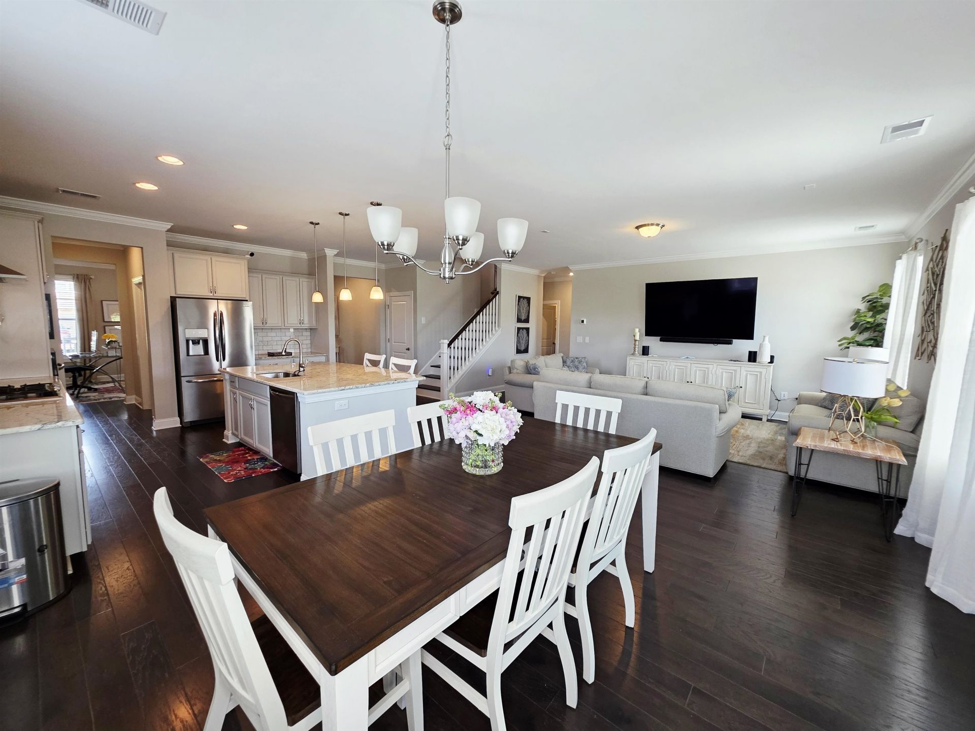 2893 Stellar Loop Photo 24