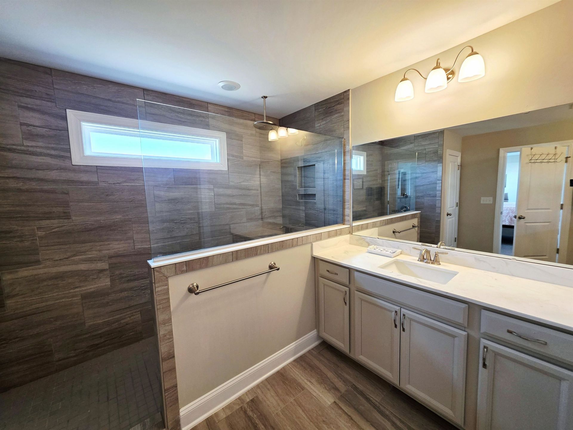 2893 Stellar Loop Photo 51