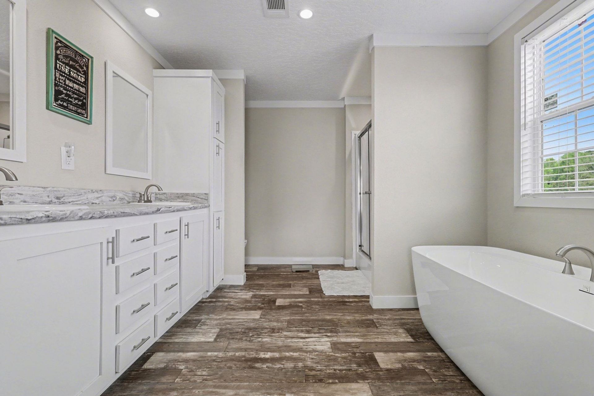 5395 Highway 65 Photo 17