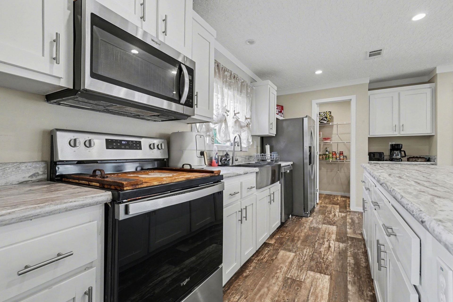 5395 Highway 65 Photo 9