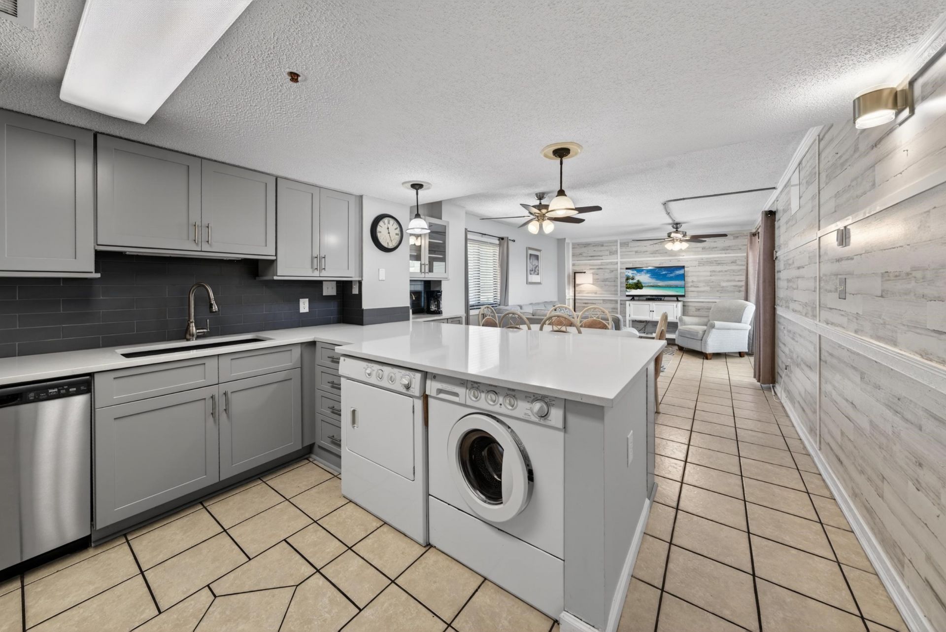 6100 N Ocean Blvd. Photo 7