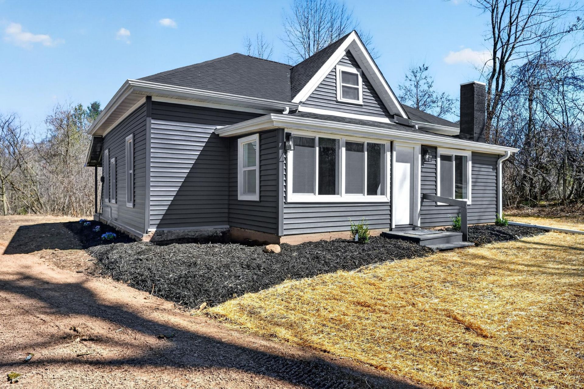 N3328 New Knapp Road, Shell Lake, WI 54871