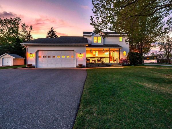 900 Laurel Avenue, Saint Paul Park, MN 55071
