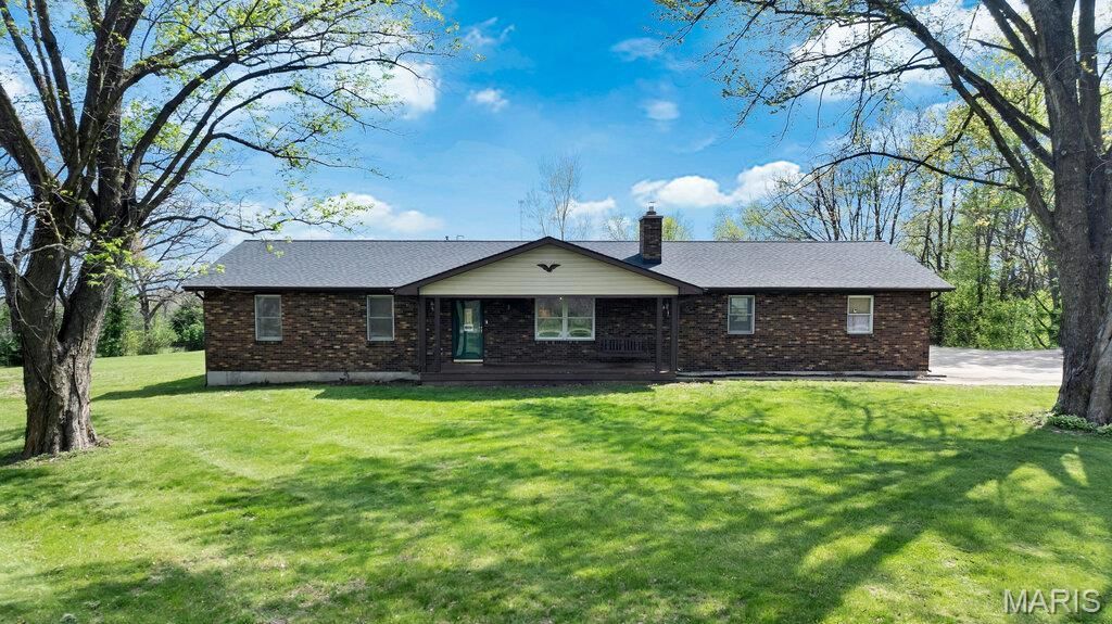 2246 E Highway 47, Winfield, MO 63389 Main Photo