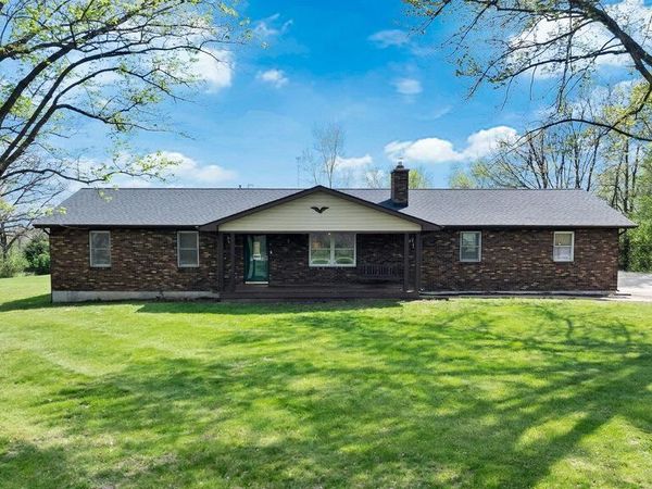 2246 E Highway 47, Winfield, MO 63389