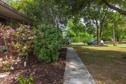 5229 Parkside Drive photo 4