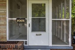 5229 Parkside Drive photo 4