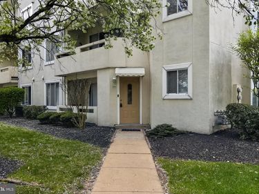 154 BENJAMIN COURT, Unit G154, PHILADELPHIA, PA 19114