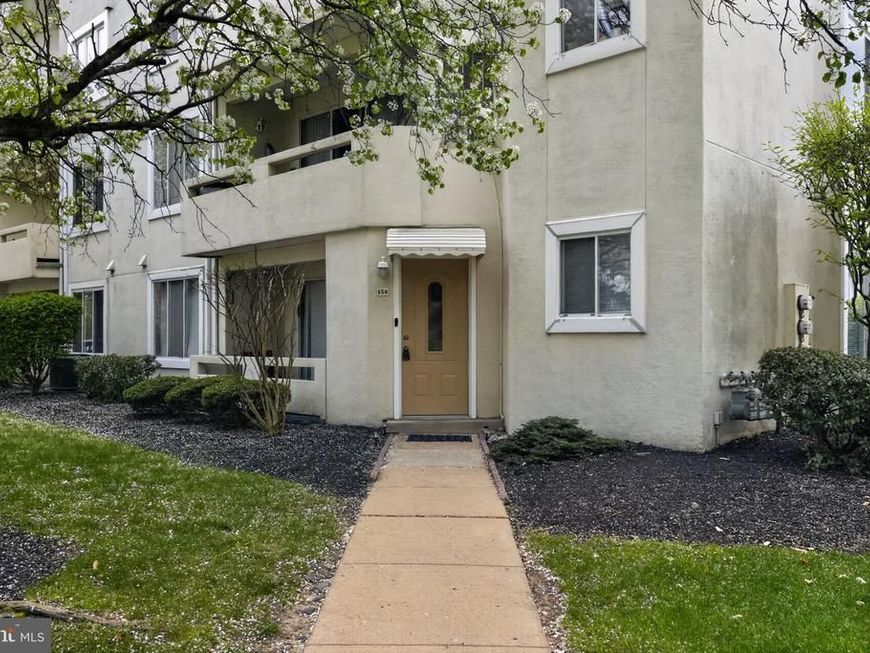 154 Benjamin Court, Unit G154, Philadelphia, PA 19114 Main Photo