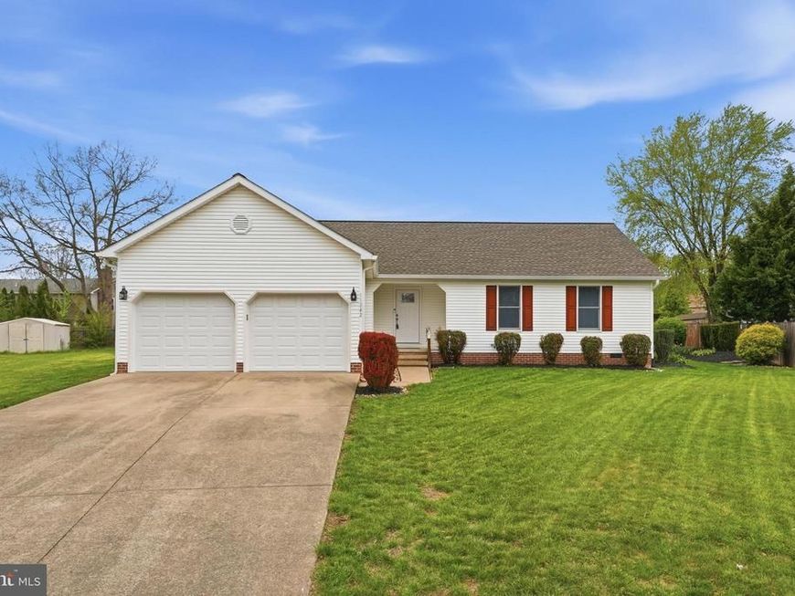 11242 Cedar Lee Court, Bealeton, VA 22712 Main Photo