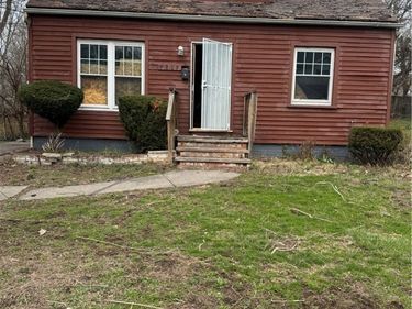 9809 Marah Avenue, Cleveland, OH 44104