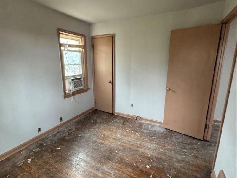 9809 Marah Avenue, Cleveland, OH 44104 Photo 12