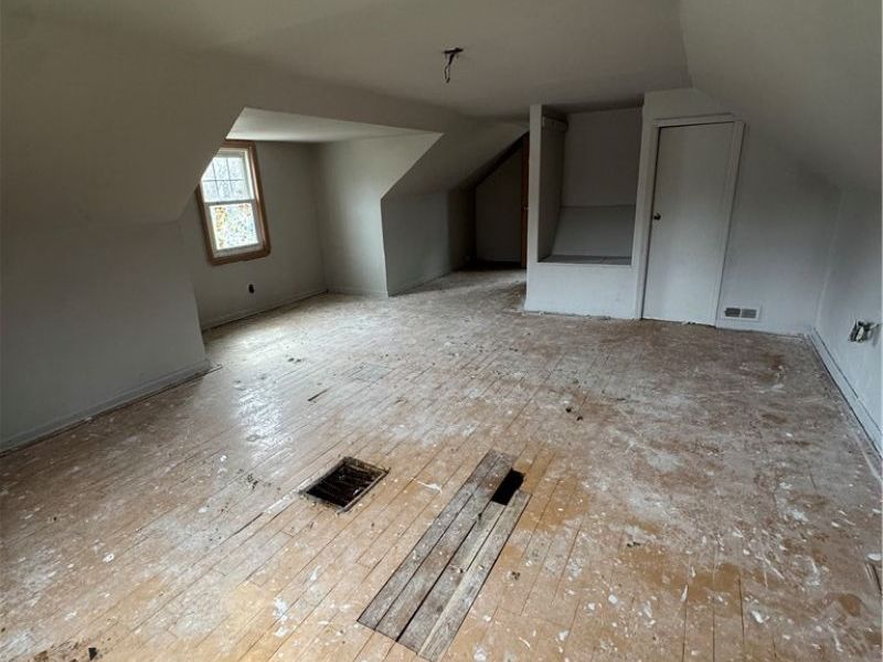 9809 Marah Avenue, Cleveland, OH 44104 Photo 15