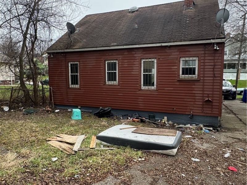 9809 Marah Avenue, Cleveland, OH 44104 Photo 6