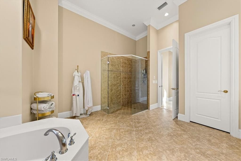 8593 Bellagio Dr, Naples, FL 34114 Photo