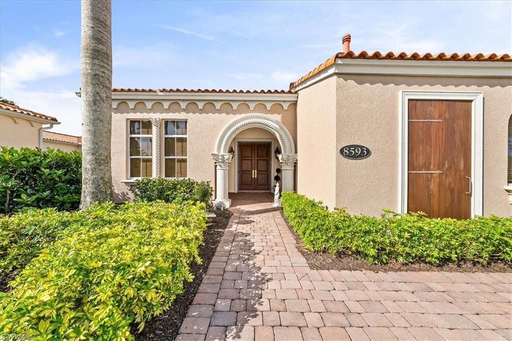 8593 Bellagio Dr, Naples, FL 34114 Photo