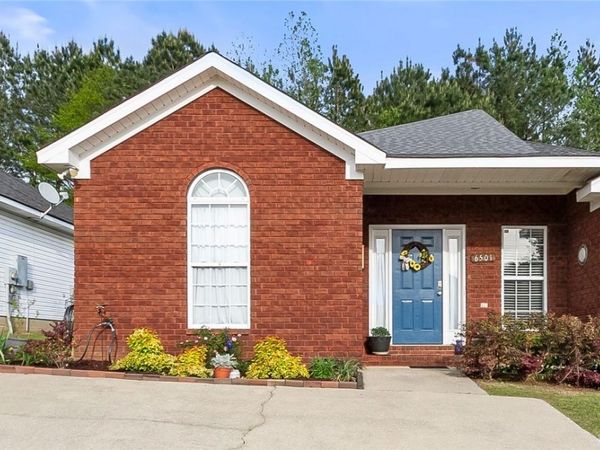 6501 Covington Villas Drive, Tuscaloosa, AL 35405