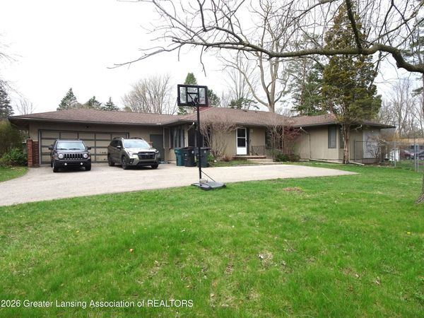 1517/1519 Cambria Drive, East Lansing, MI 48823