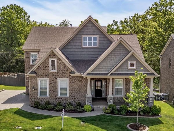 3058 Oxford Dr, Mount Juliet, TN 37122