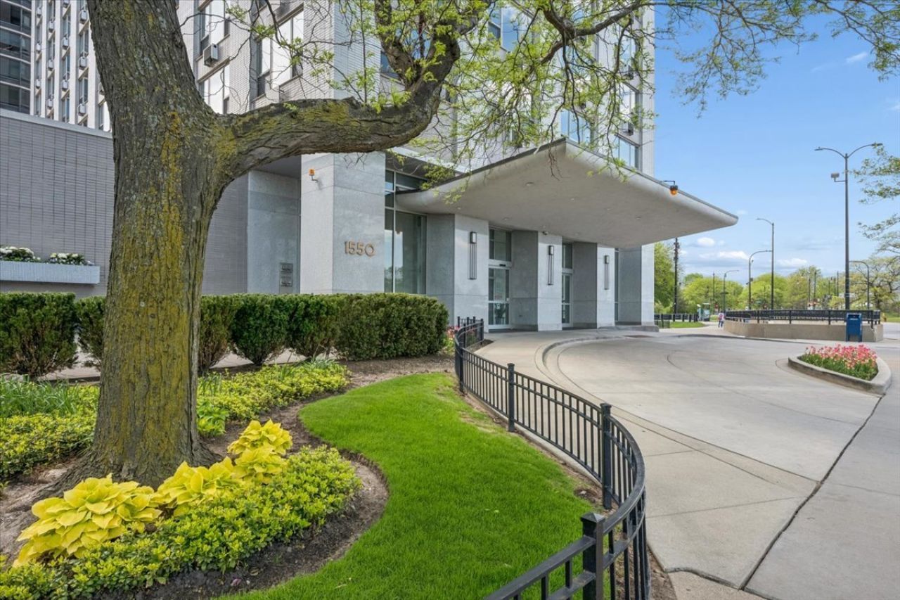 1550 N Lake Shore Drive, Unit 12A, Chicago, IL 60610 Main Photo