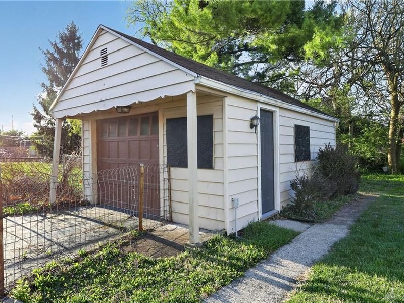 104 Allerton Road, Harrison Township, OH 45405 Photo 6