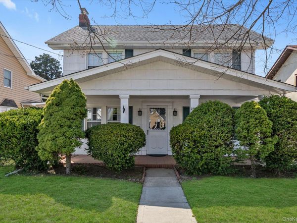 2530 Parkview Place , Baldwin, NY 11510