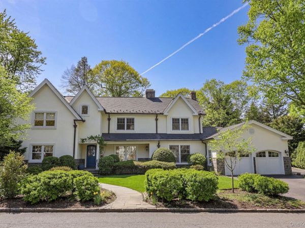 12 Woodland Avenue , Bronxville, NY 10708