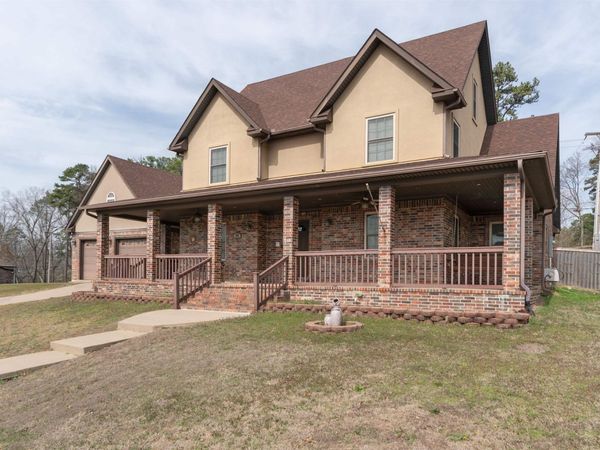 524 Scarlet Oaks Drive, Benton, AR 72019