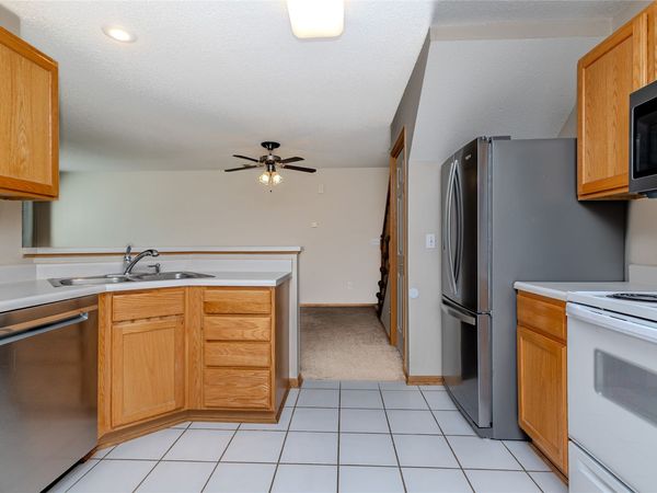 7425 Wistful Vista Drive, Unit 202, West Des Moines, IA 50266