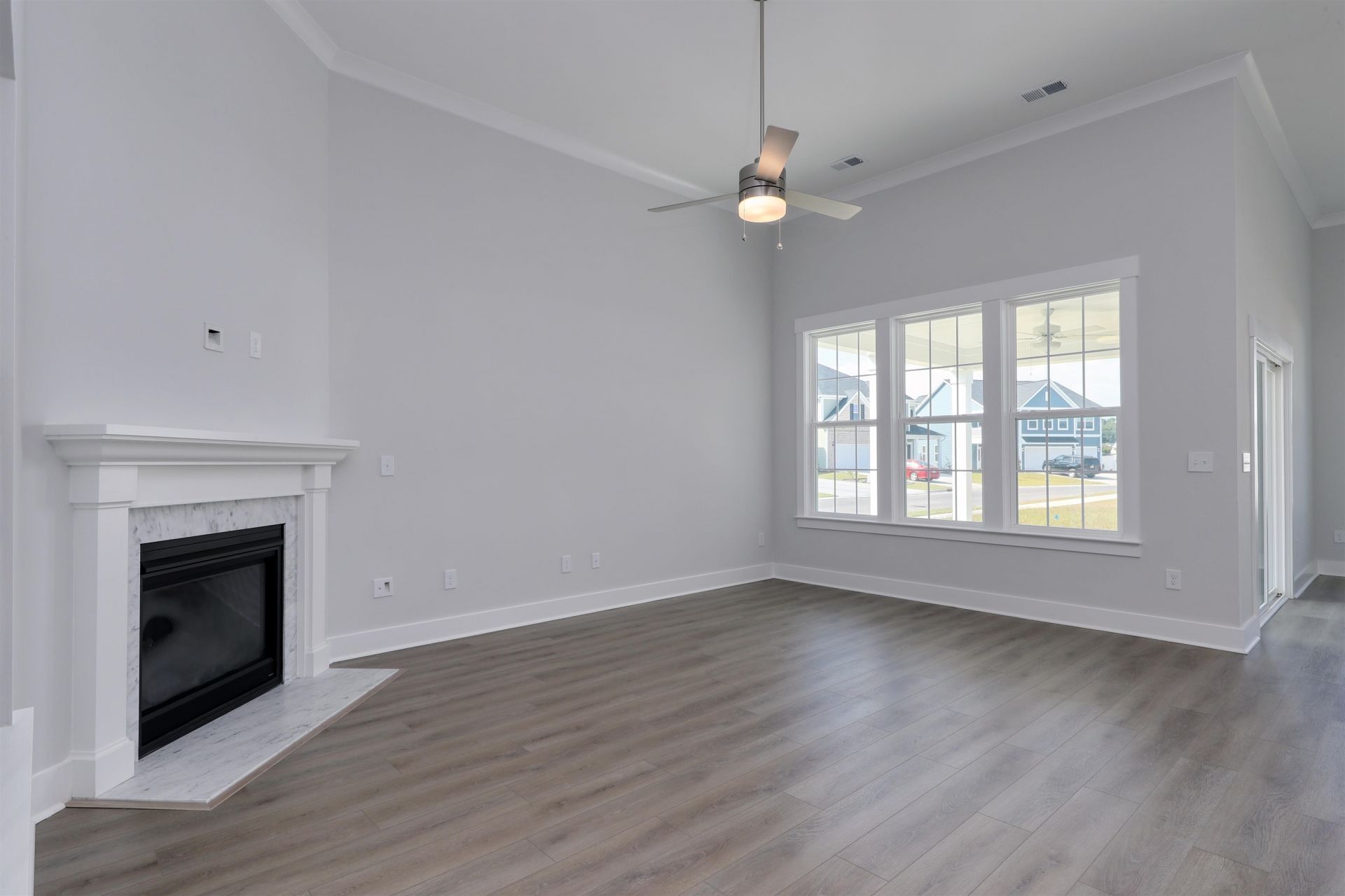 6260 Zoe Way Photo 10